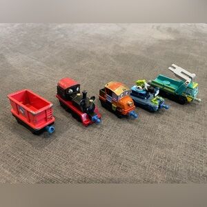 Chuggington Bundle 5 Connecting Trains Vehicle Toy Set Toddler Tv Show